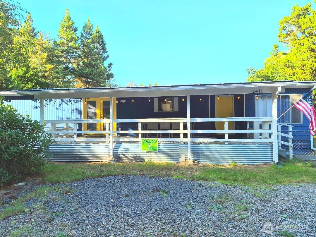 1411 297th Lane — photo