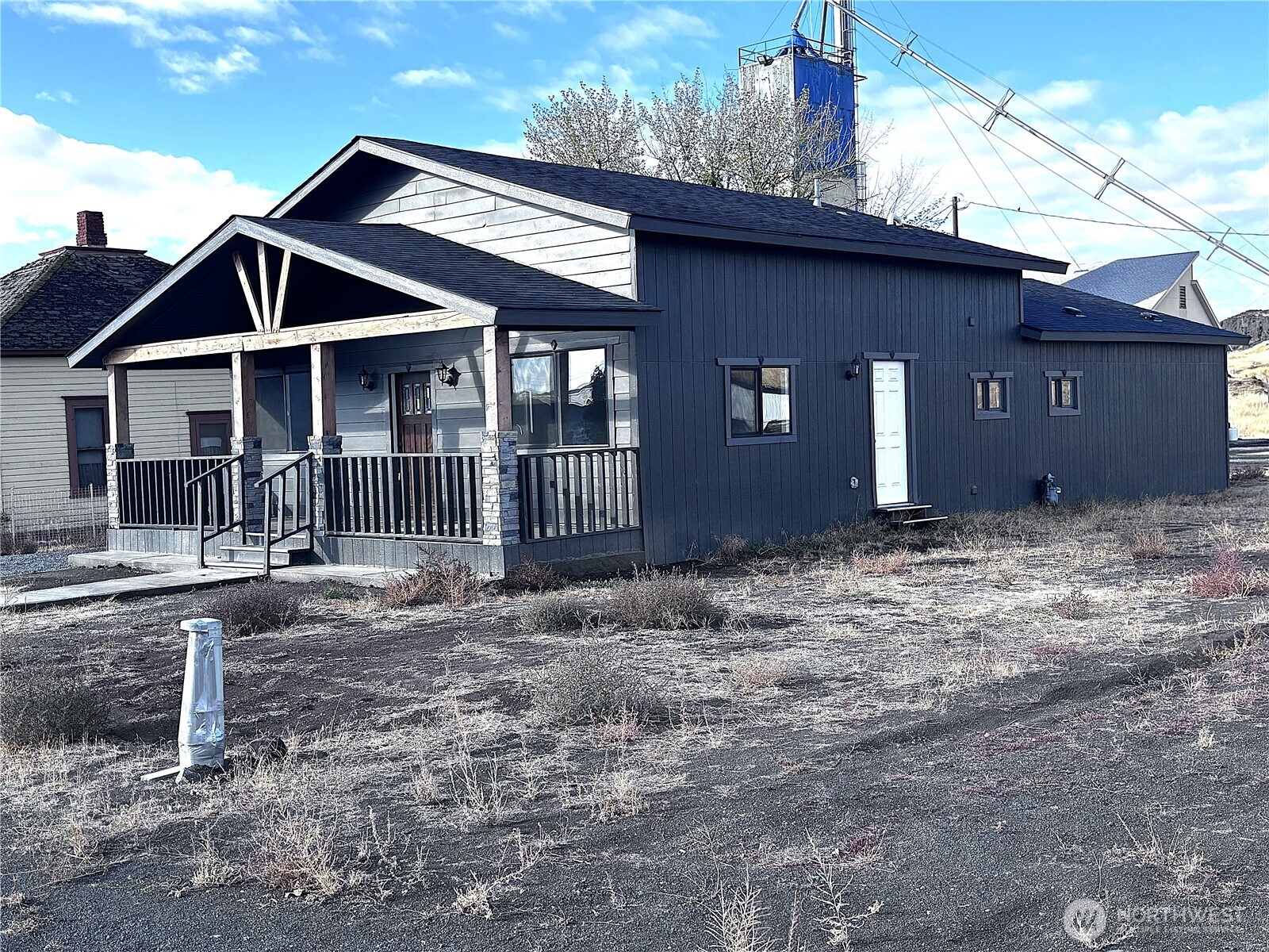 207 N Birch St — photo