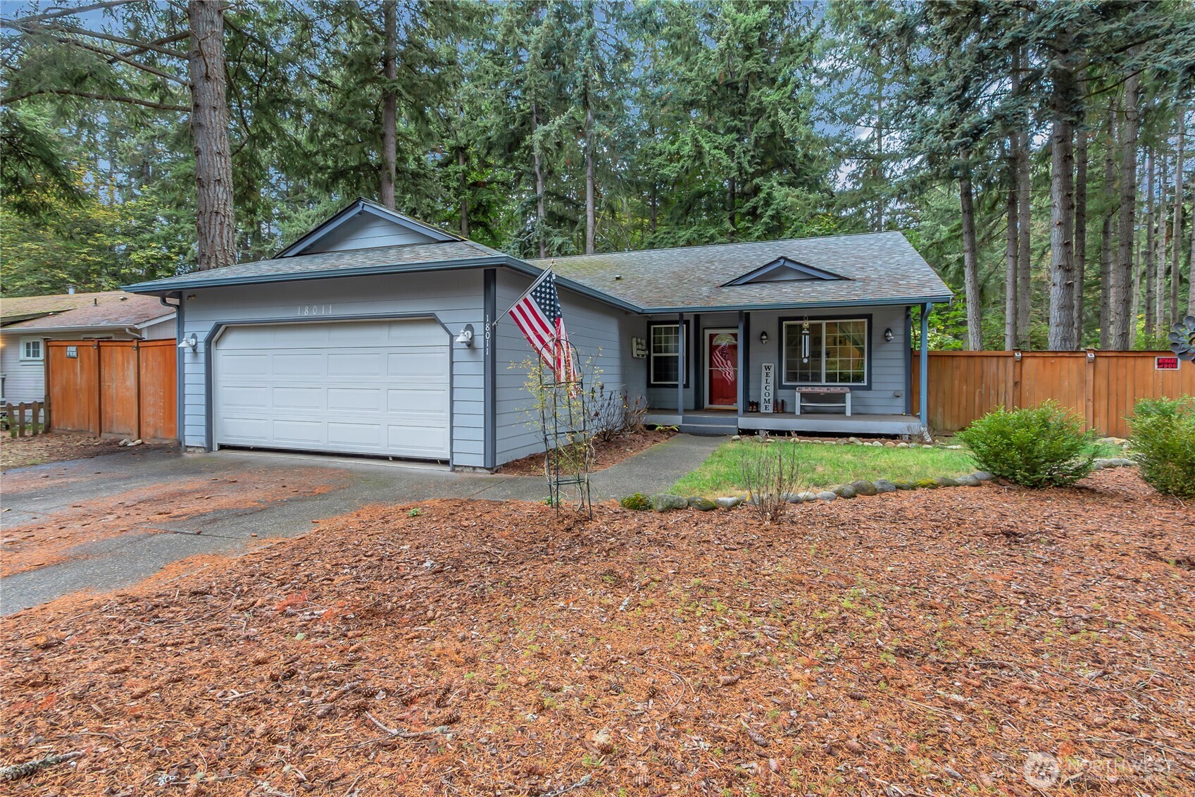 18011 Clear Lake Blvd SE — photo