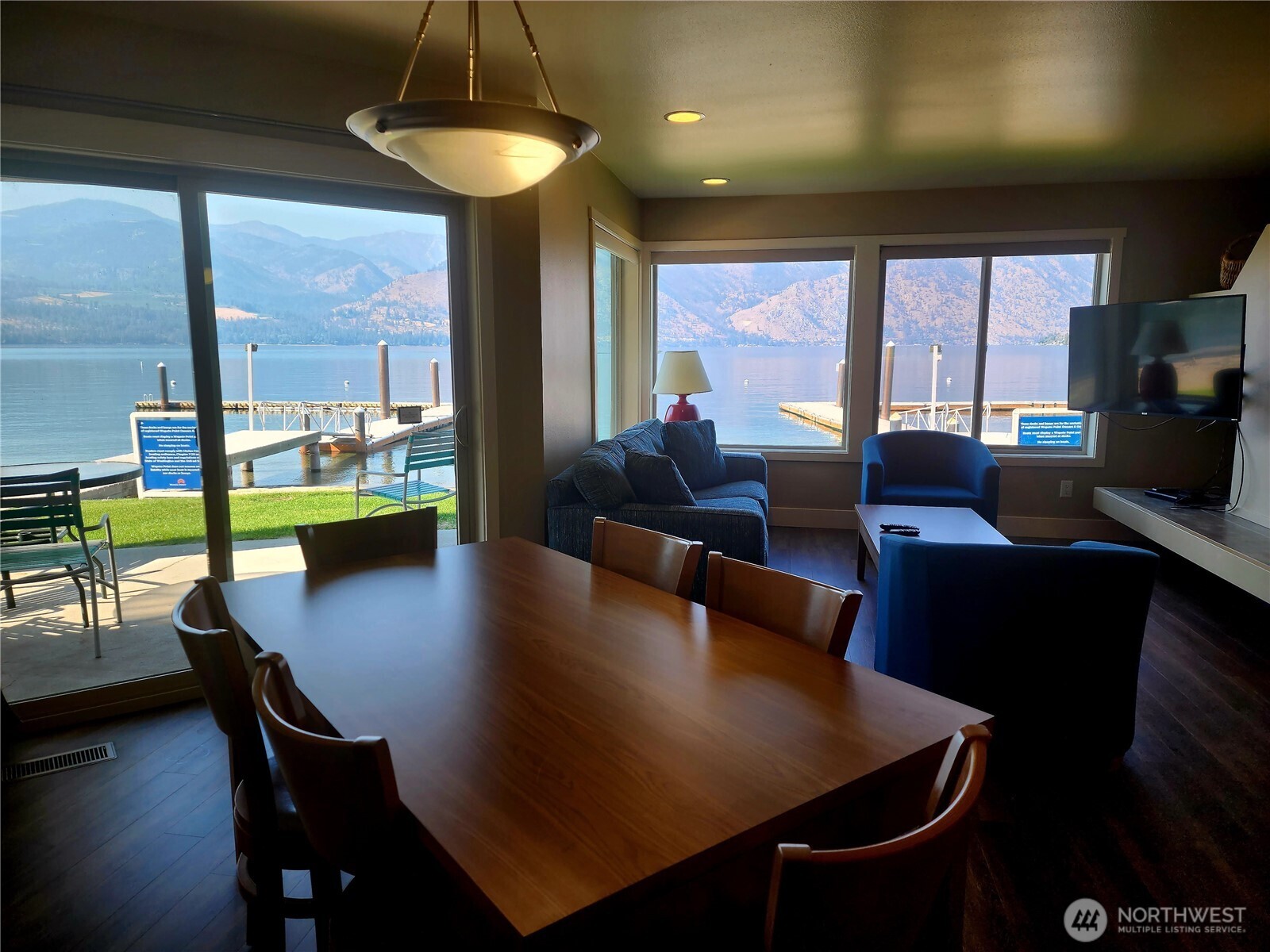 1 Lakeside 714-O — photo