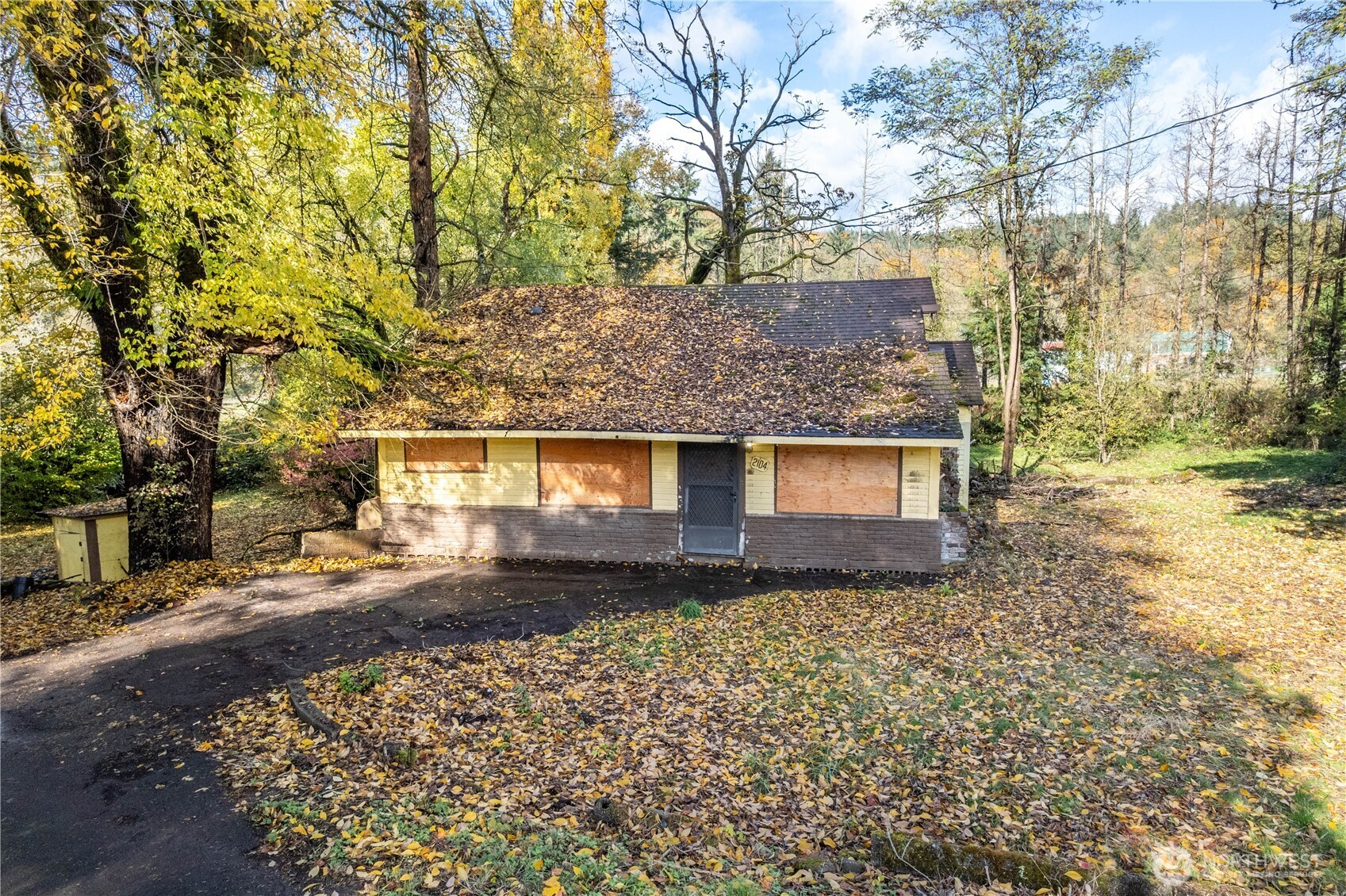 2104 Delameter Road, Castle Rock, WA 98611 — photo 2