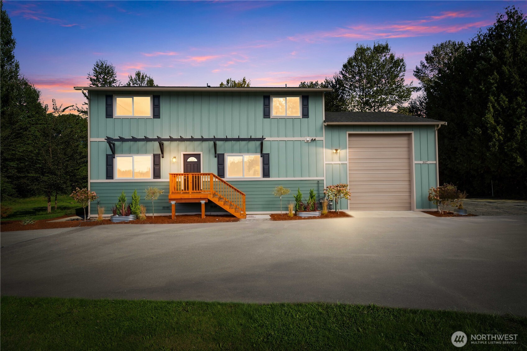 907 Orting Kapowsin Highway E — photo
