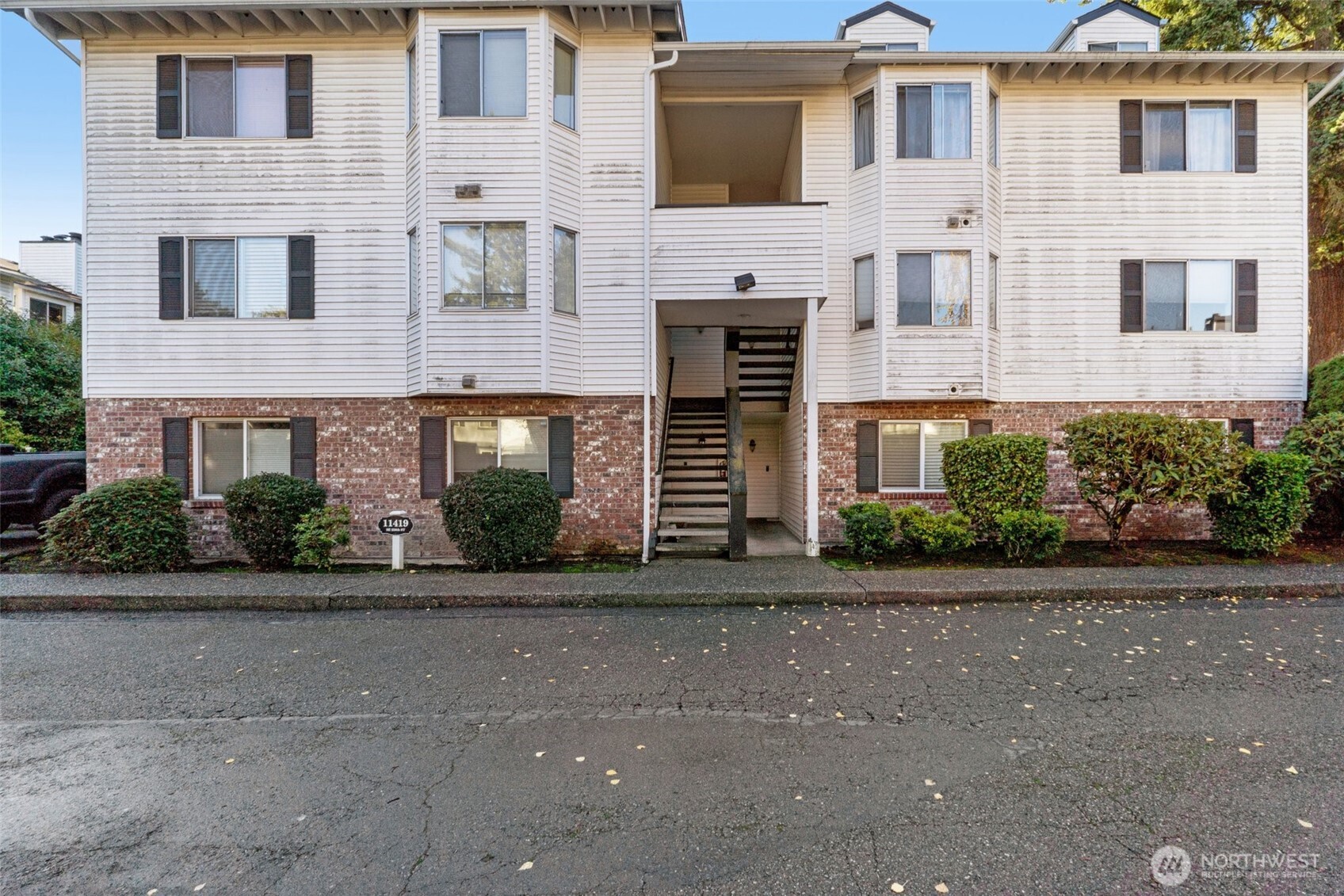 11419 SE 258th St #F302 — photo