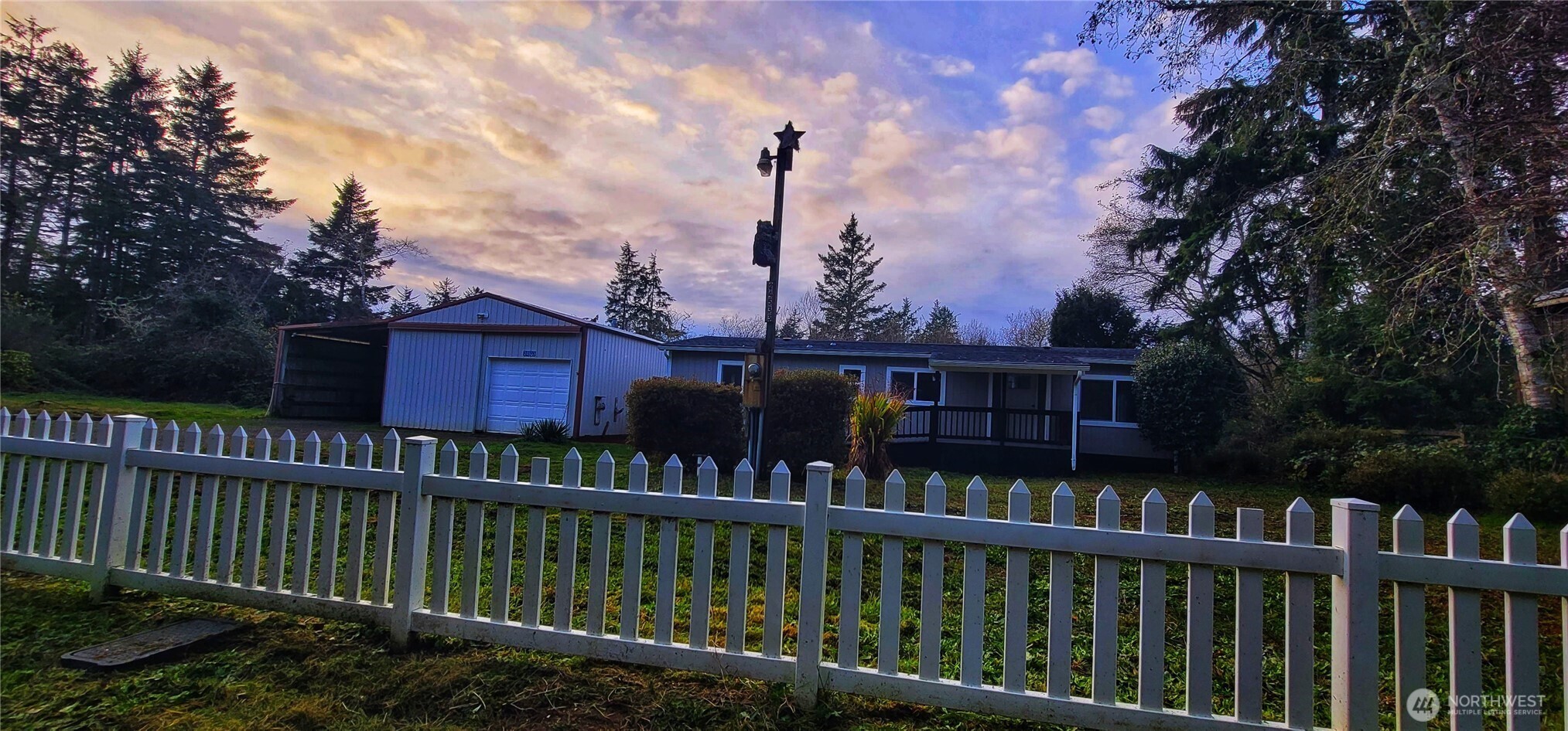 24533 Y Lane — photo