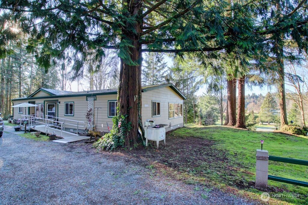 5353 Wildlife Acres — photo