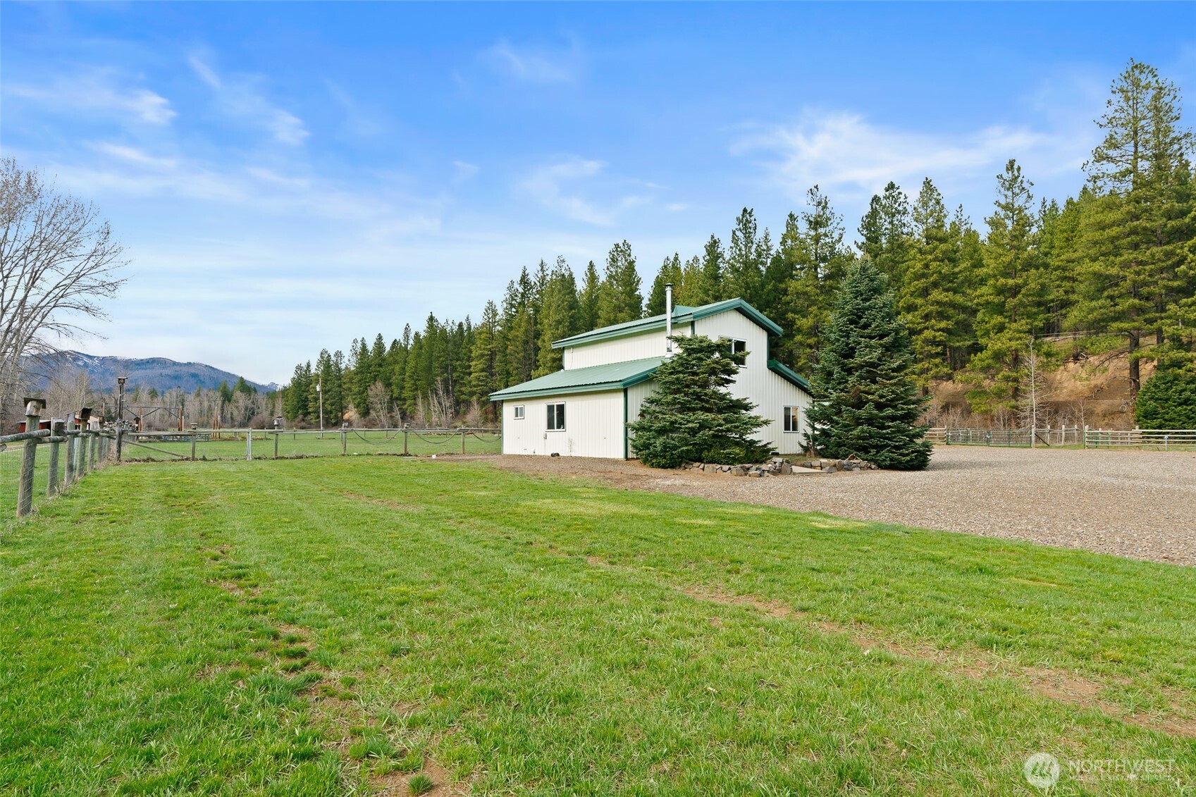 71 Middle Fork Lane — photo