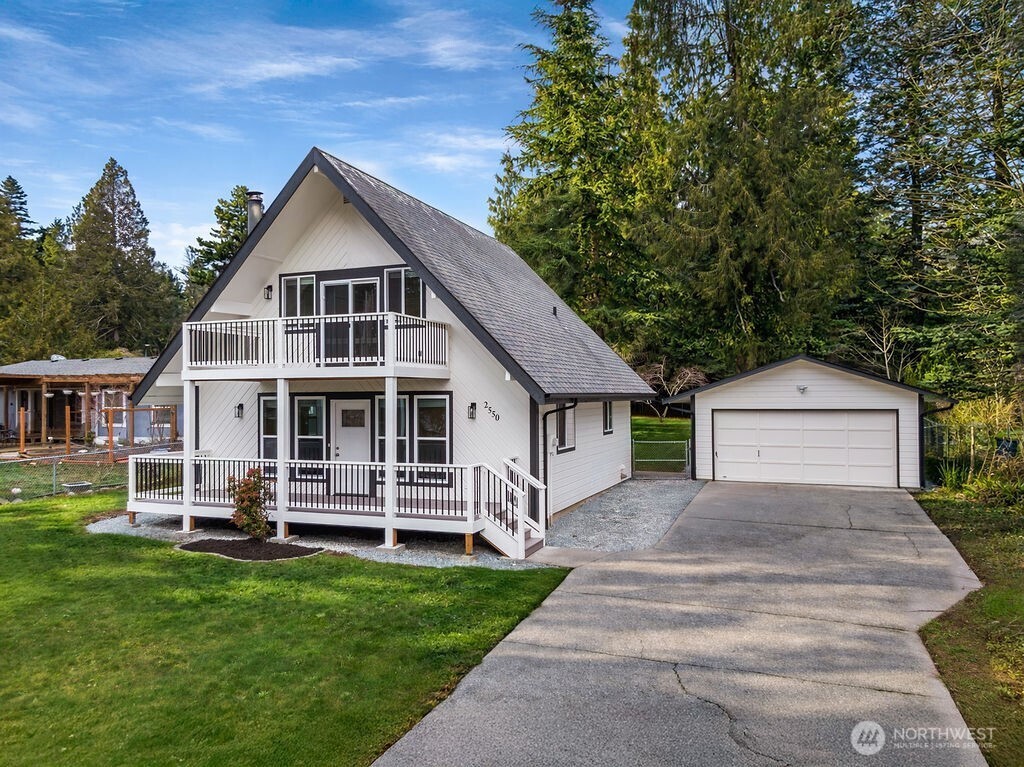 2550 Mackenzie Road — photo