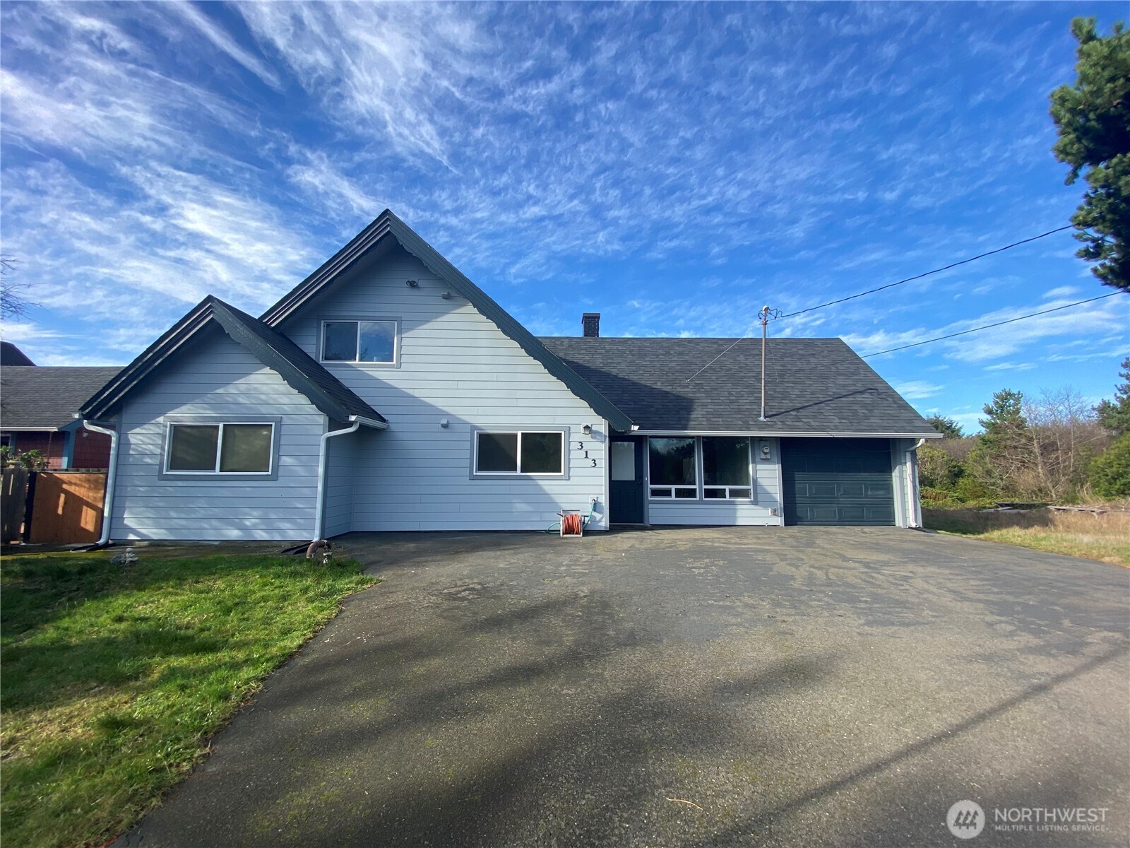 313 Sand Dune Avenue NW — photo