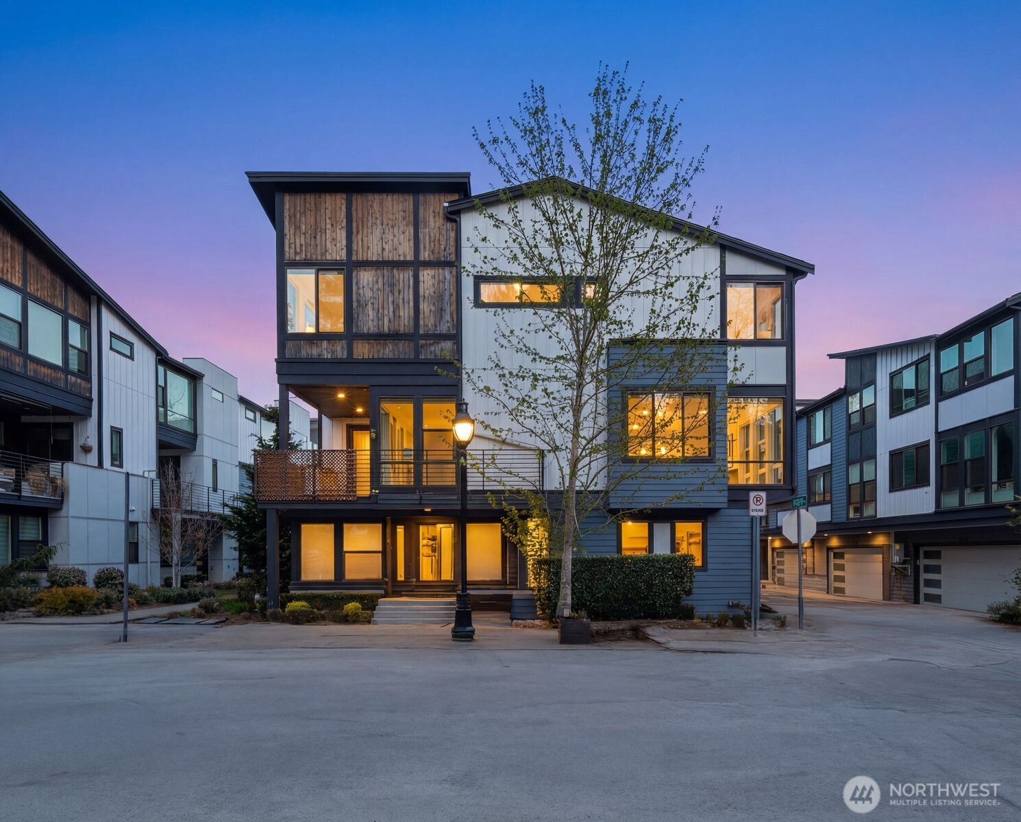9608 NE 182nd Court #a — photo