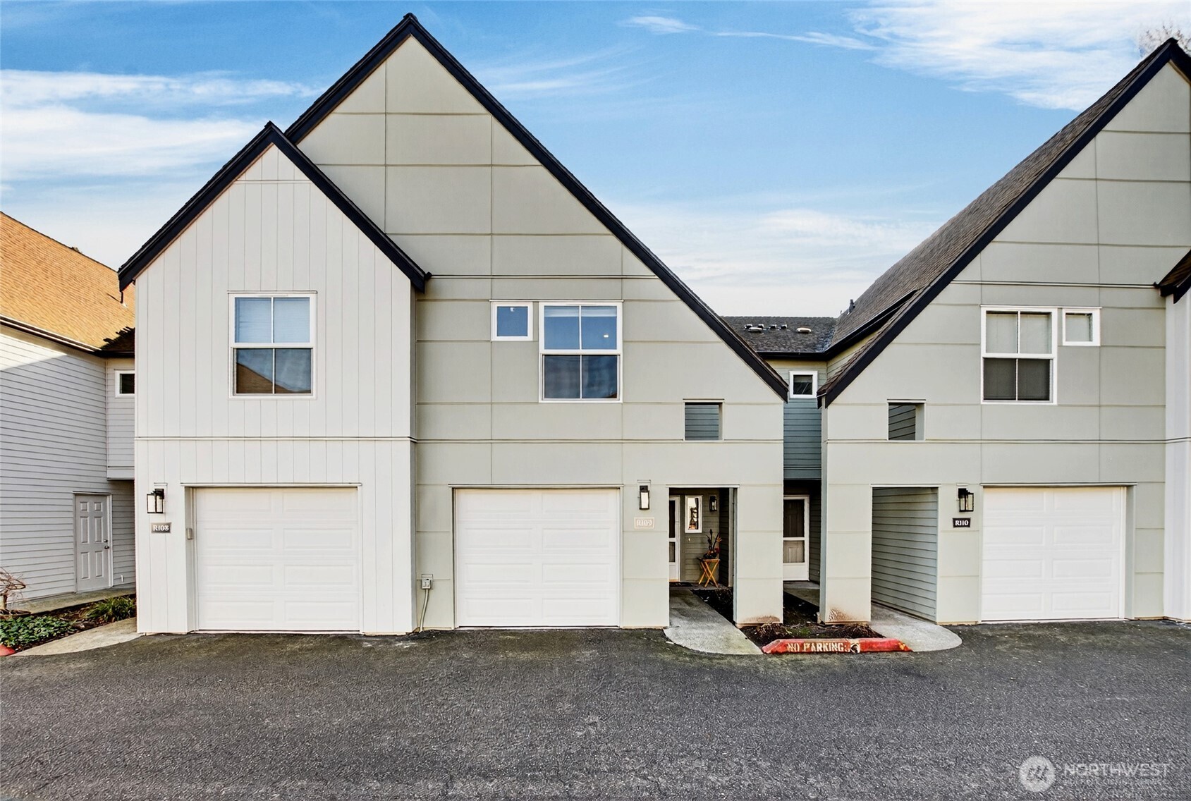 6615 S 239th Place #R109 — photo