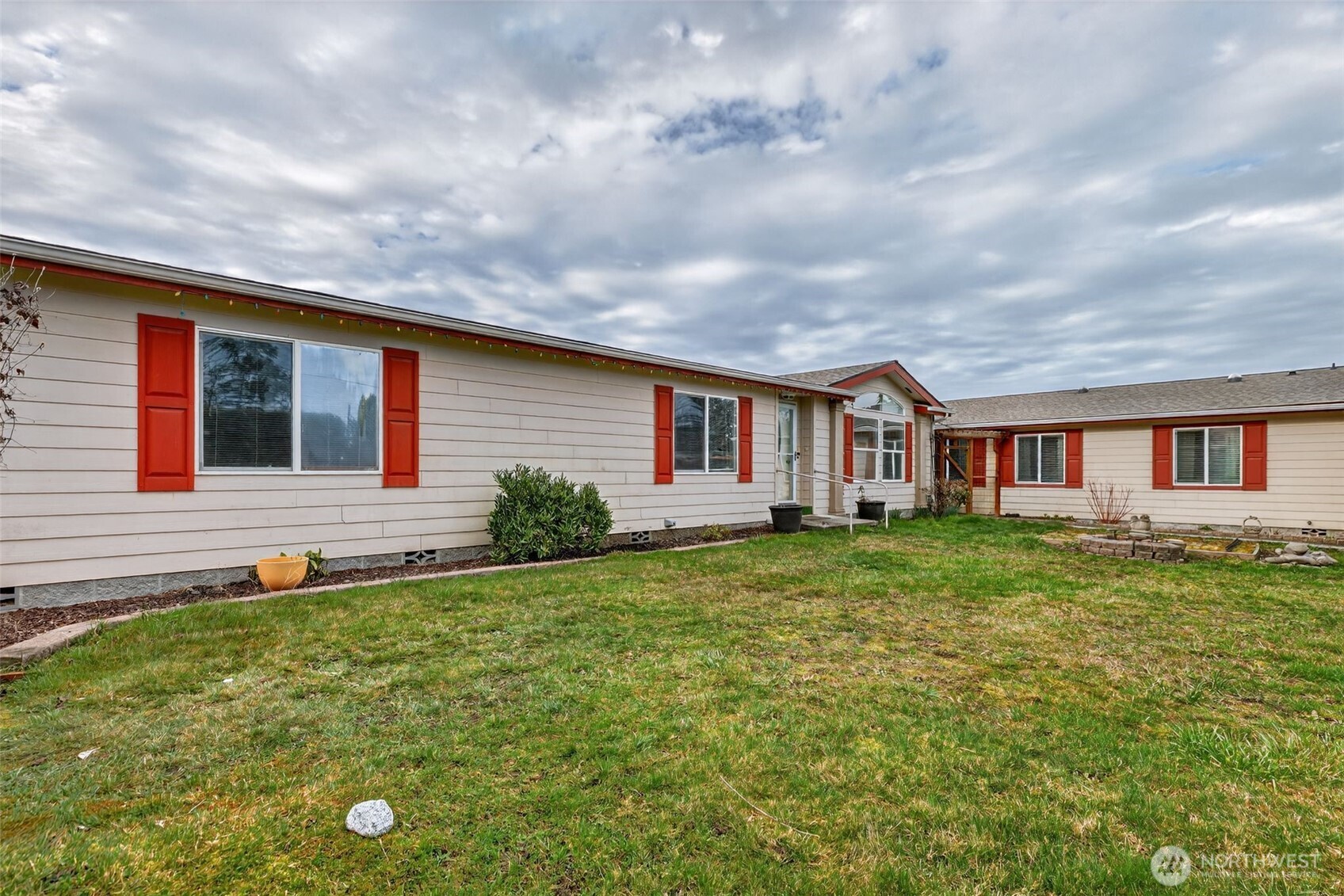402 Parrish Road, Sequim, WA 98382