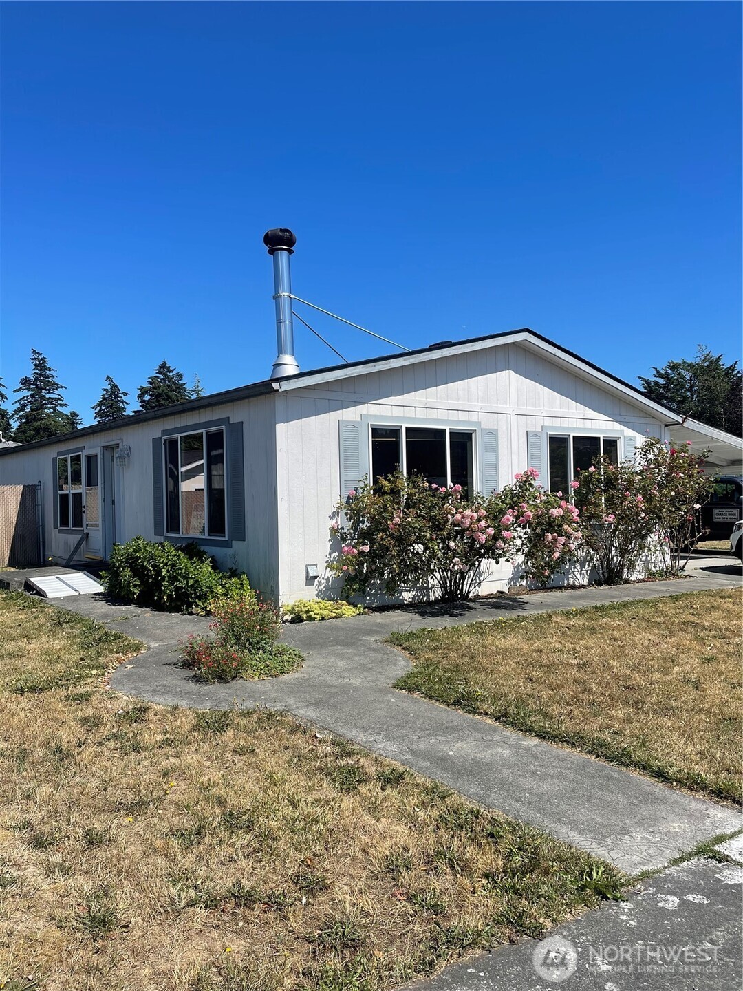 1785 Douglas Road #60 — photo
