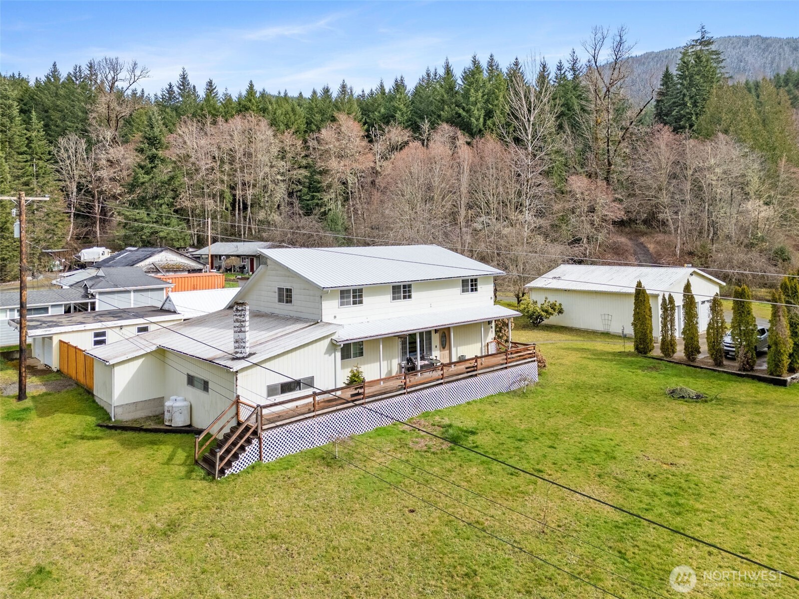 545 Davis Lake Rd — photo