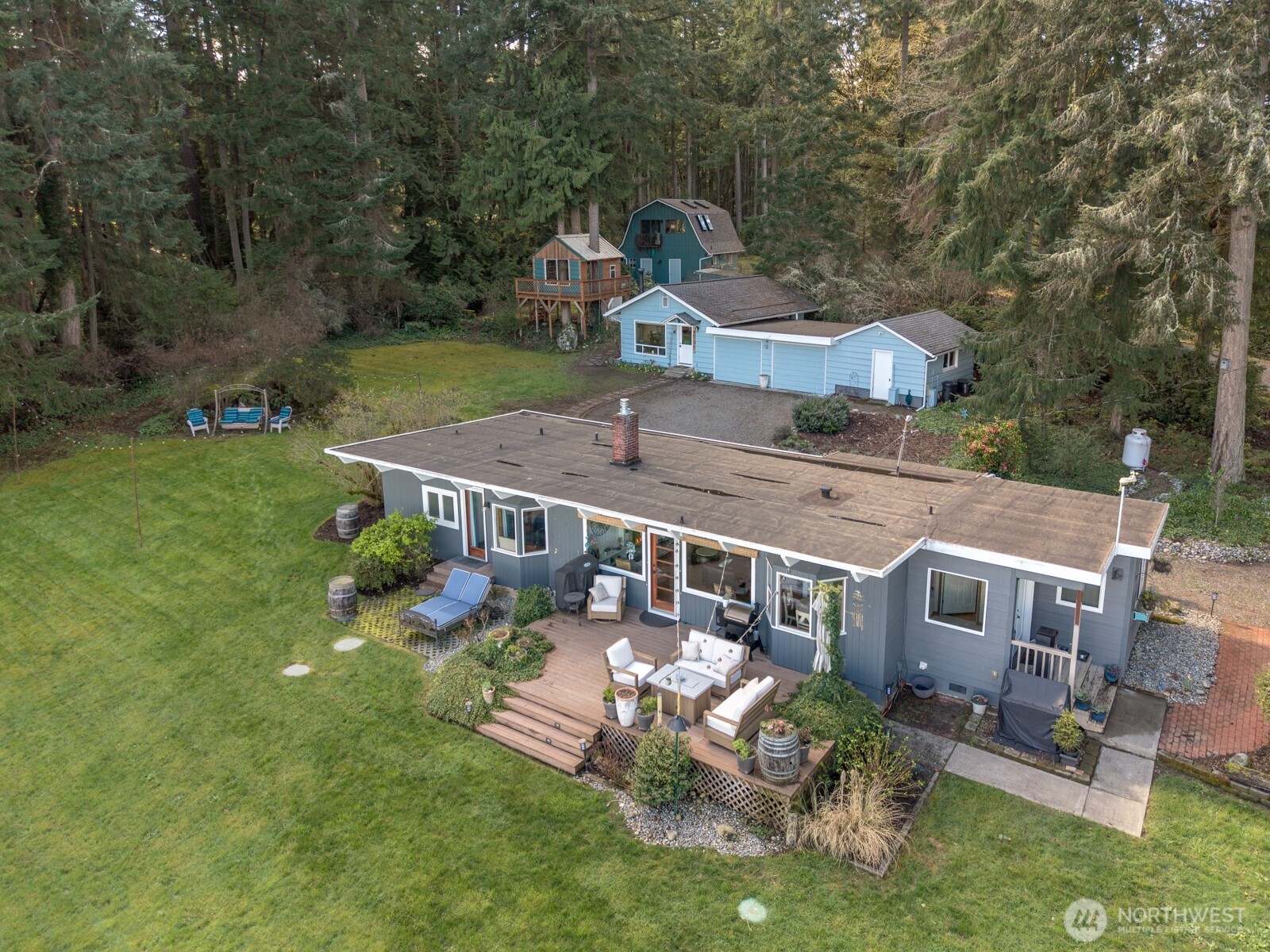 9513 Villa Beach Road — photo