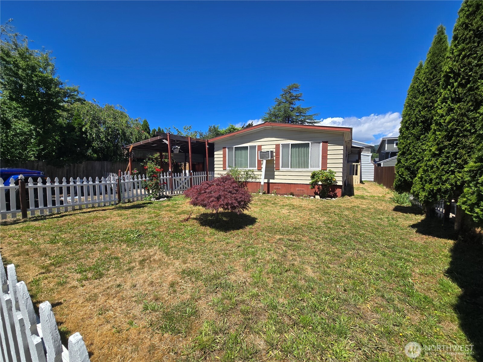 147 E Wood Avenue — photo