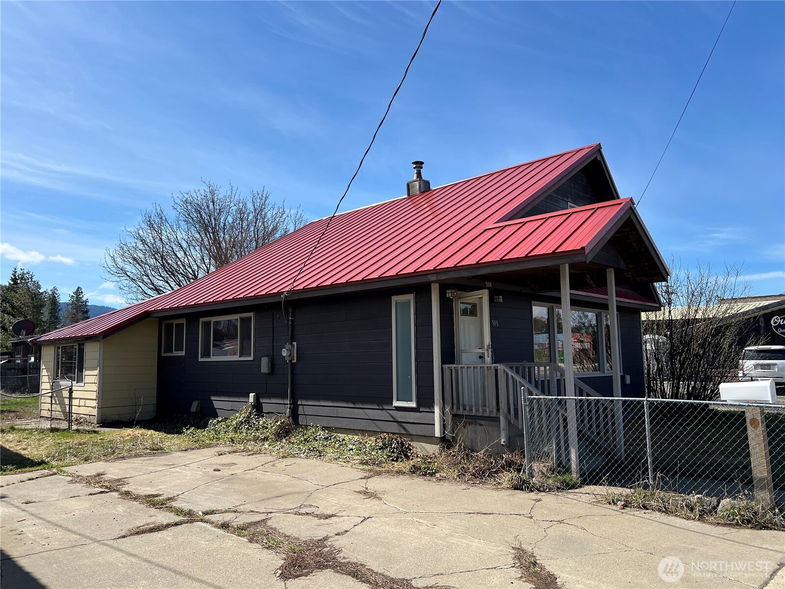 508 E First Street — photo