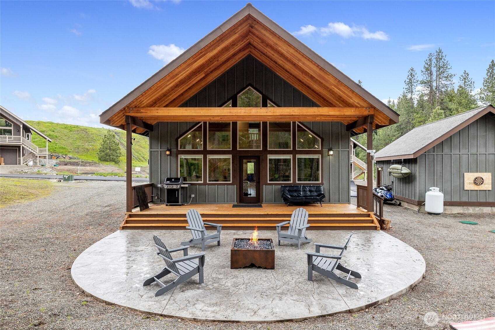 330 Rockberry Loop — photo