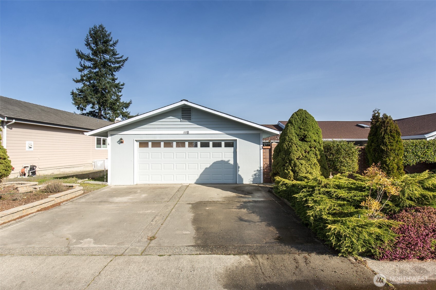102 Hilltop Drive #B — photo
