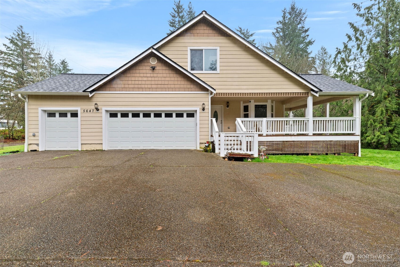 5647 Black Lake Boulevard SW — photo