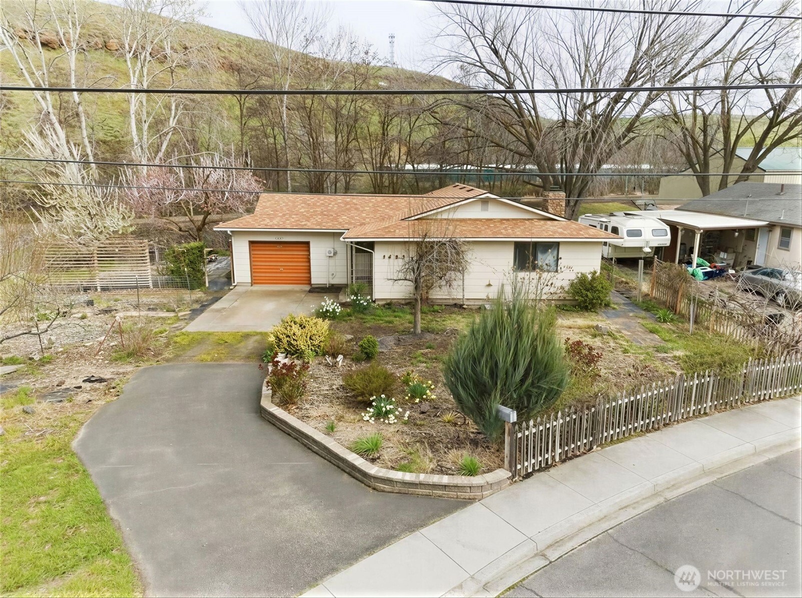 1427 Wilkenson Street — photo