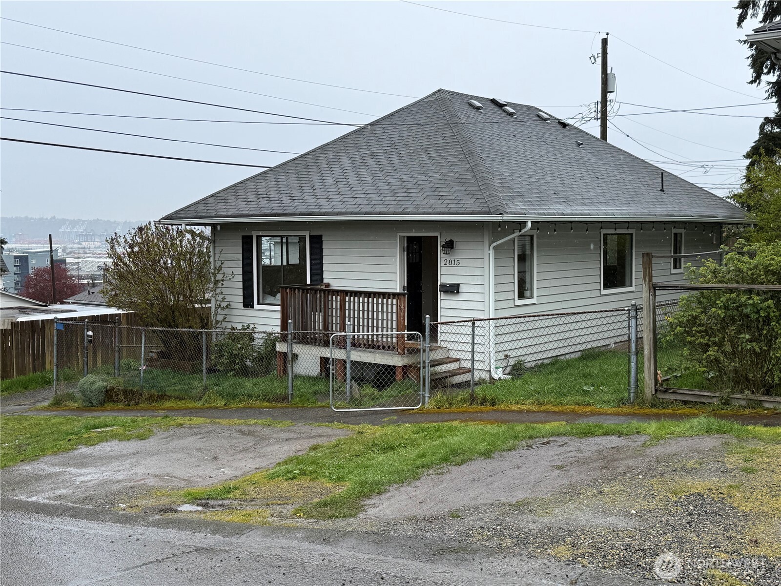 2815 S D Street — photo