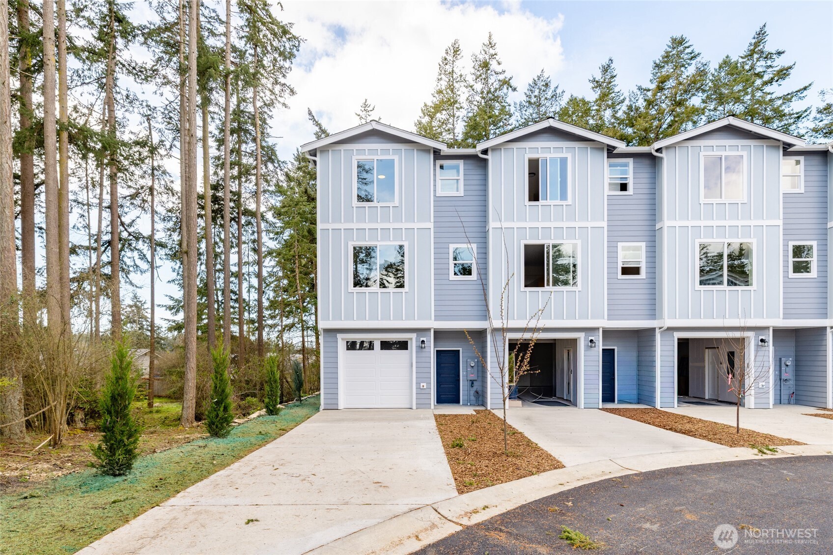 945 NW Heller Street #C2 — photo