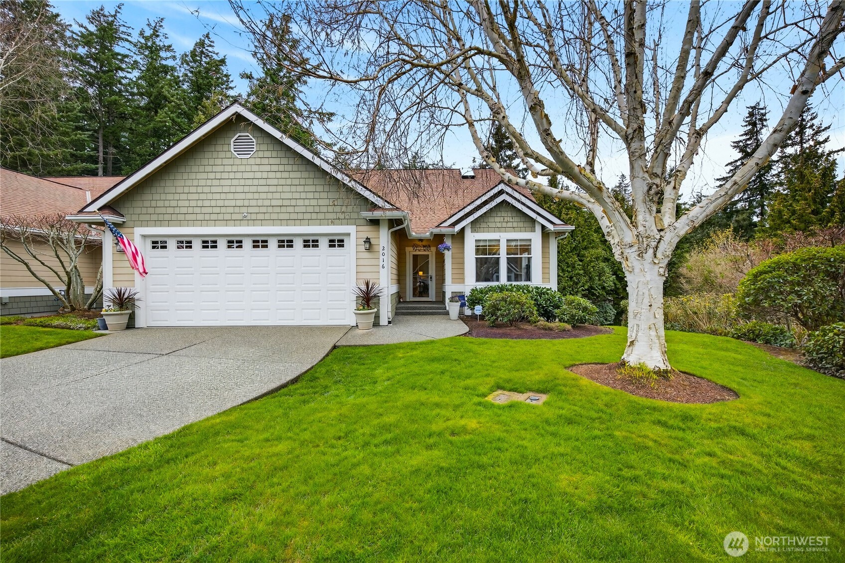 2016 Cascade Court — photo