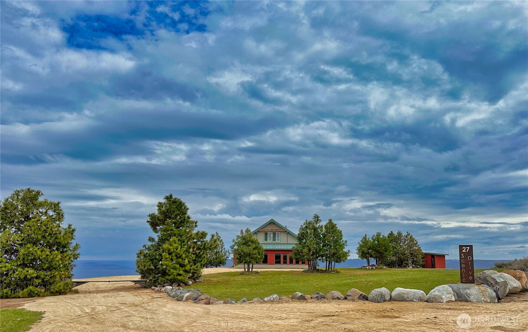 27 Scenic Drive — photo