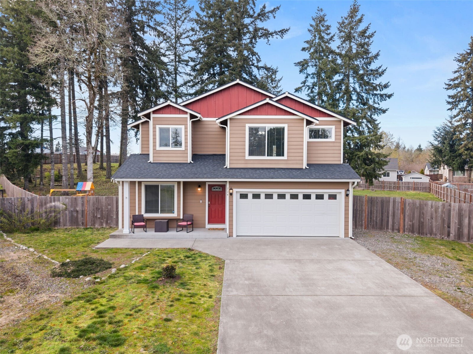 114 Lillian Lane SE — photo