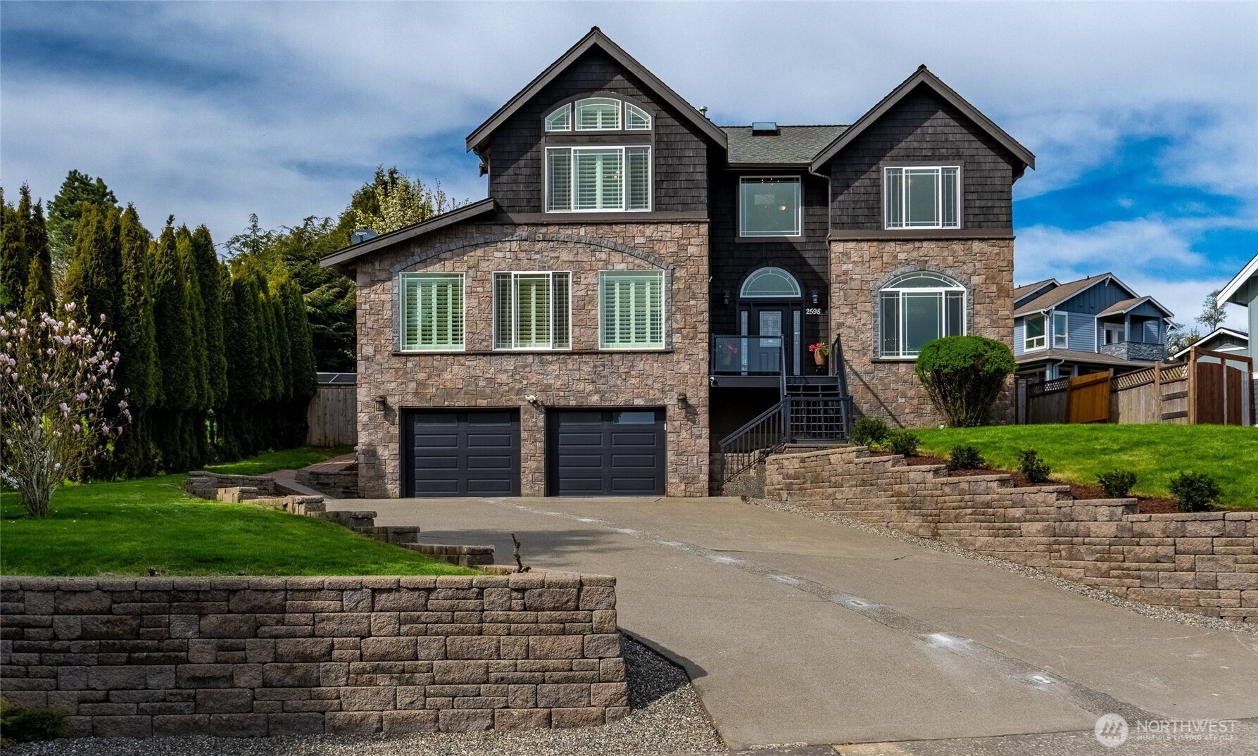 2598 Lakeridge Drive — photo