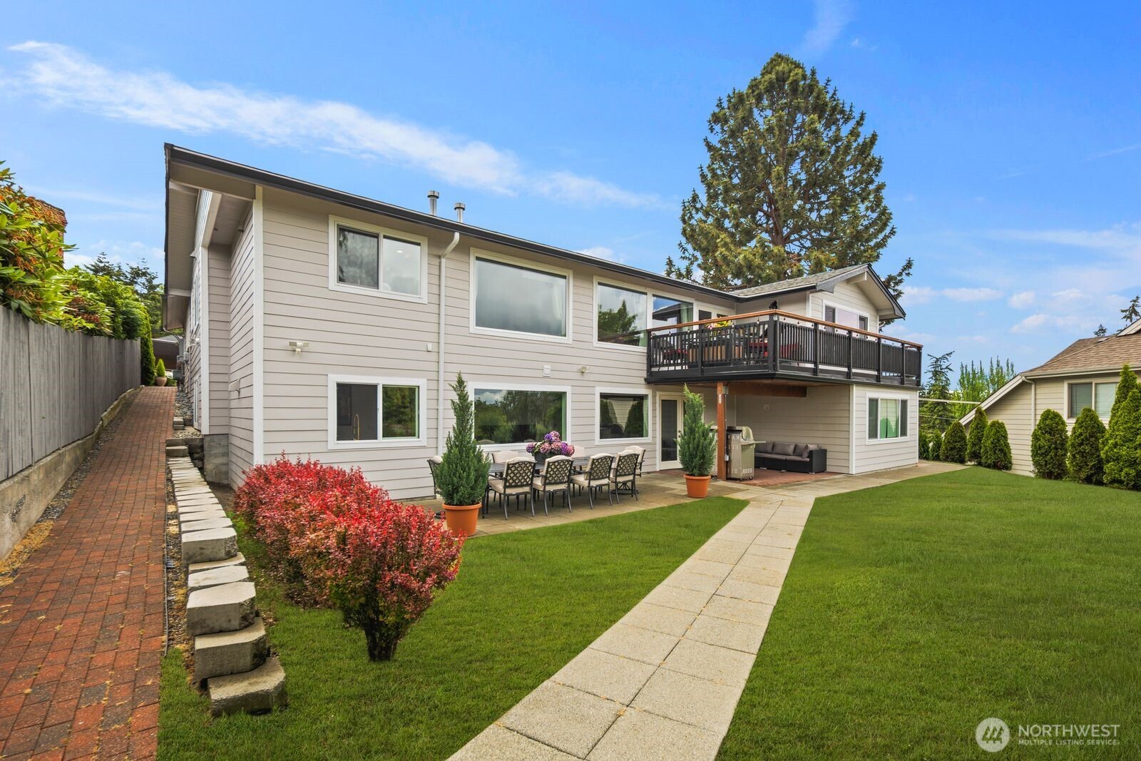 Home in Mukilteo, WA 98275 — photo 3