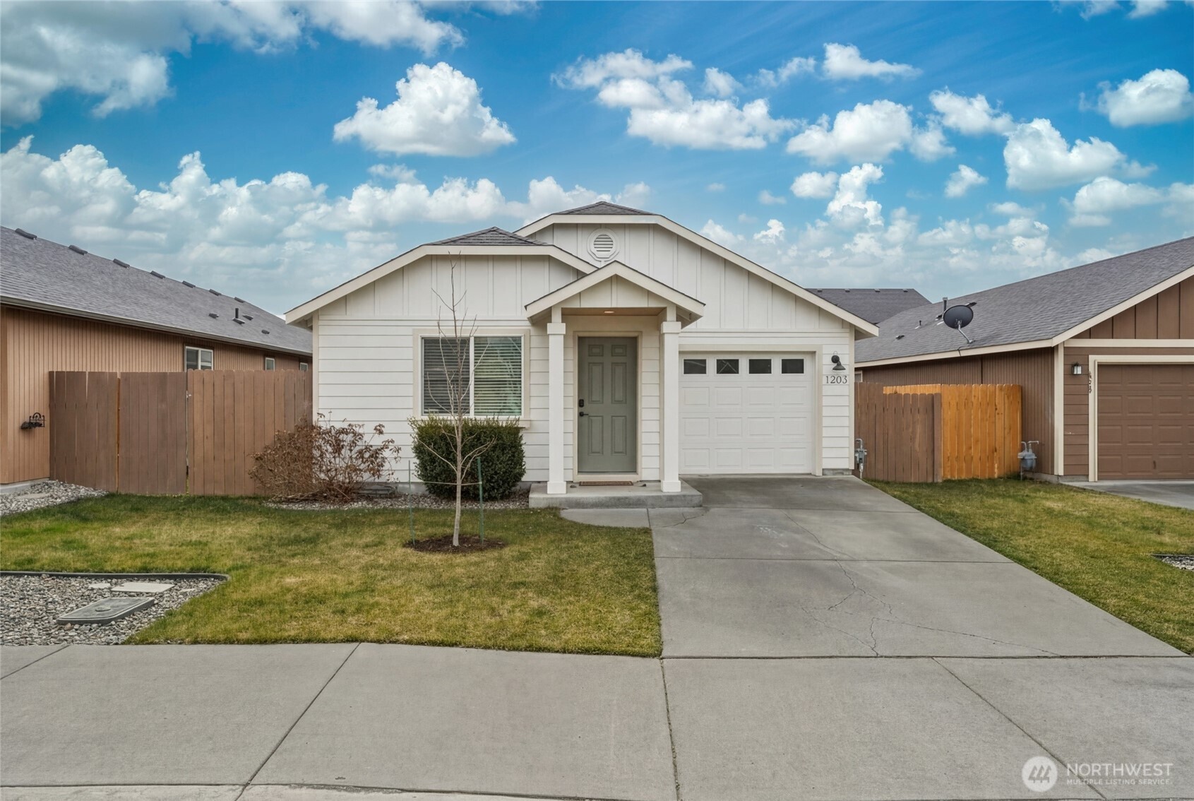 1203 SW Carver Street — photo
