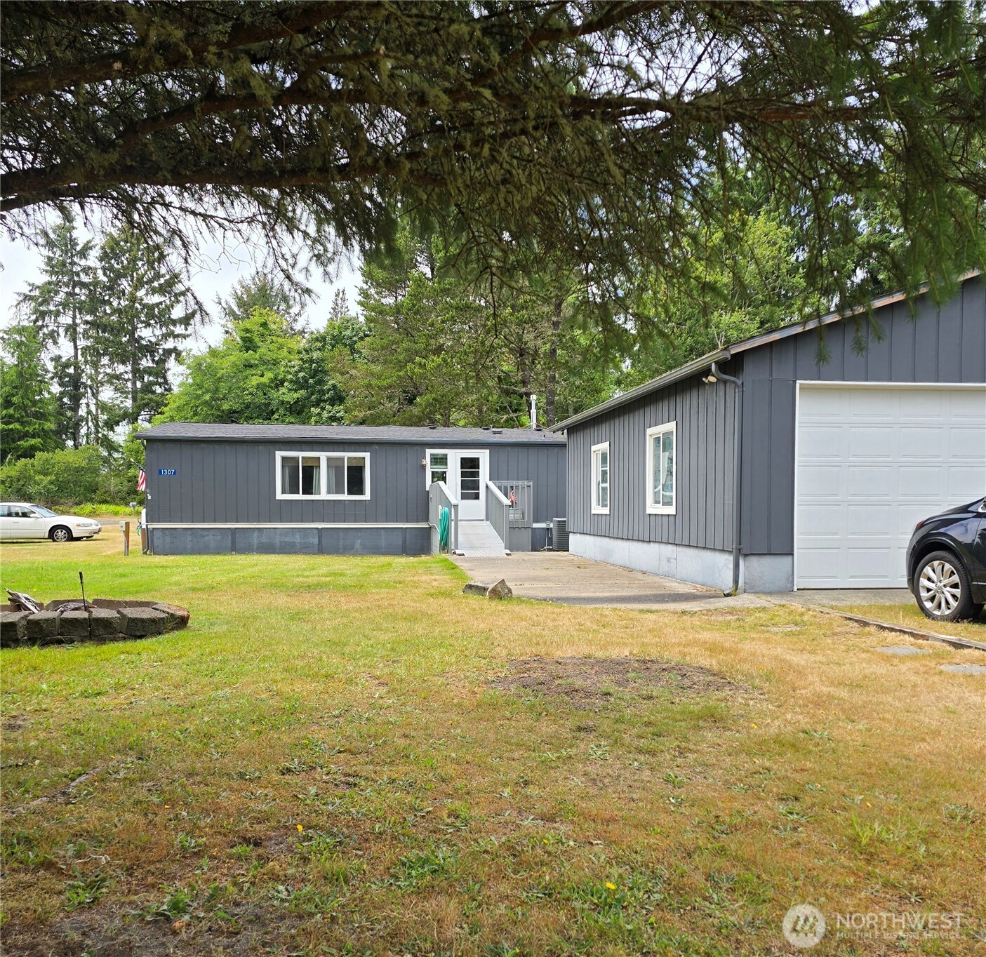 32211 N Place — photo