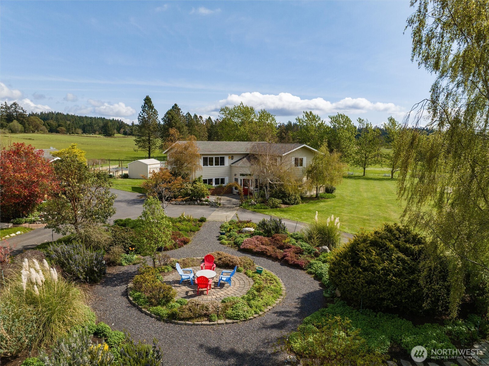 318 Trumpeter Way — photo
