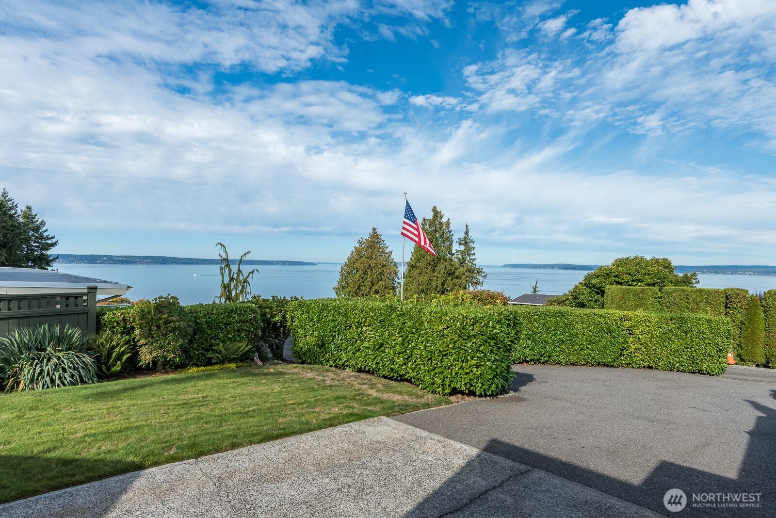 4436 Seahurst — photo