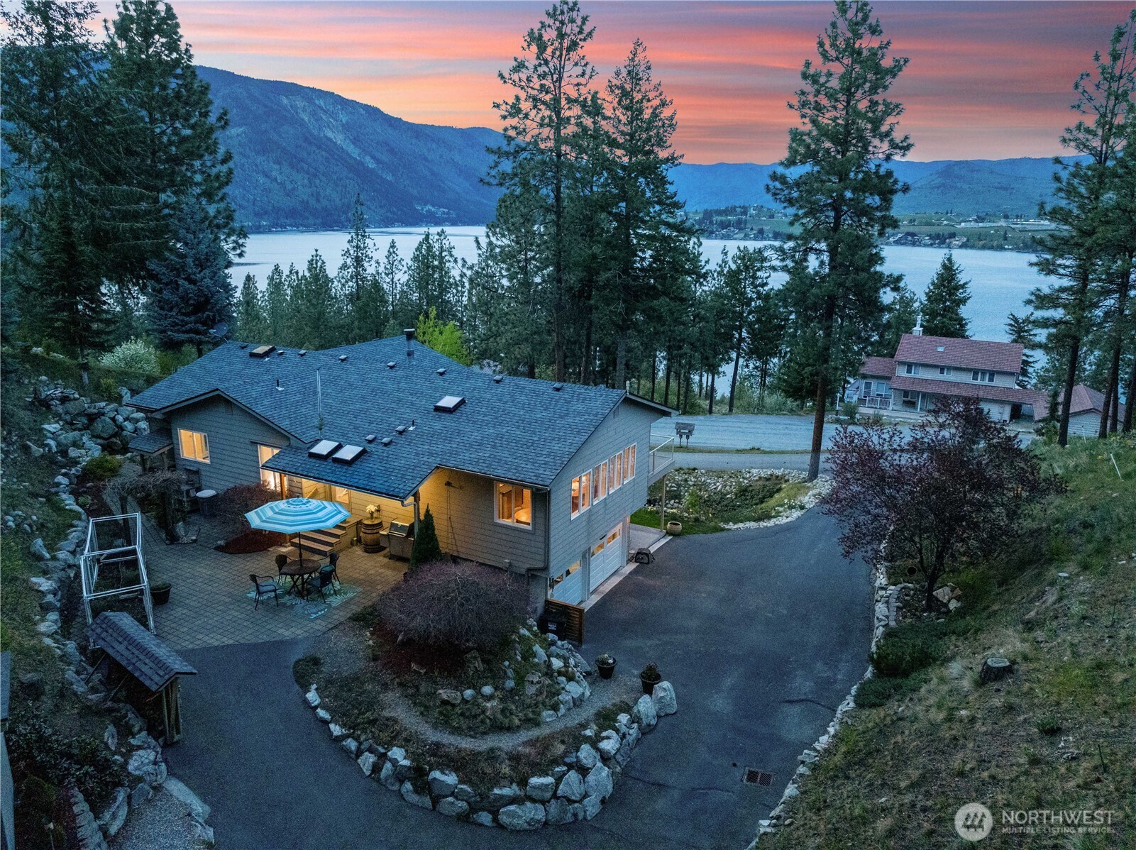 7379 Ridgeview Drive, Chelan, WA 98816 — photo 2