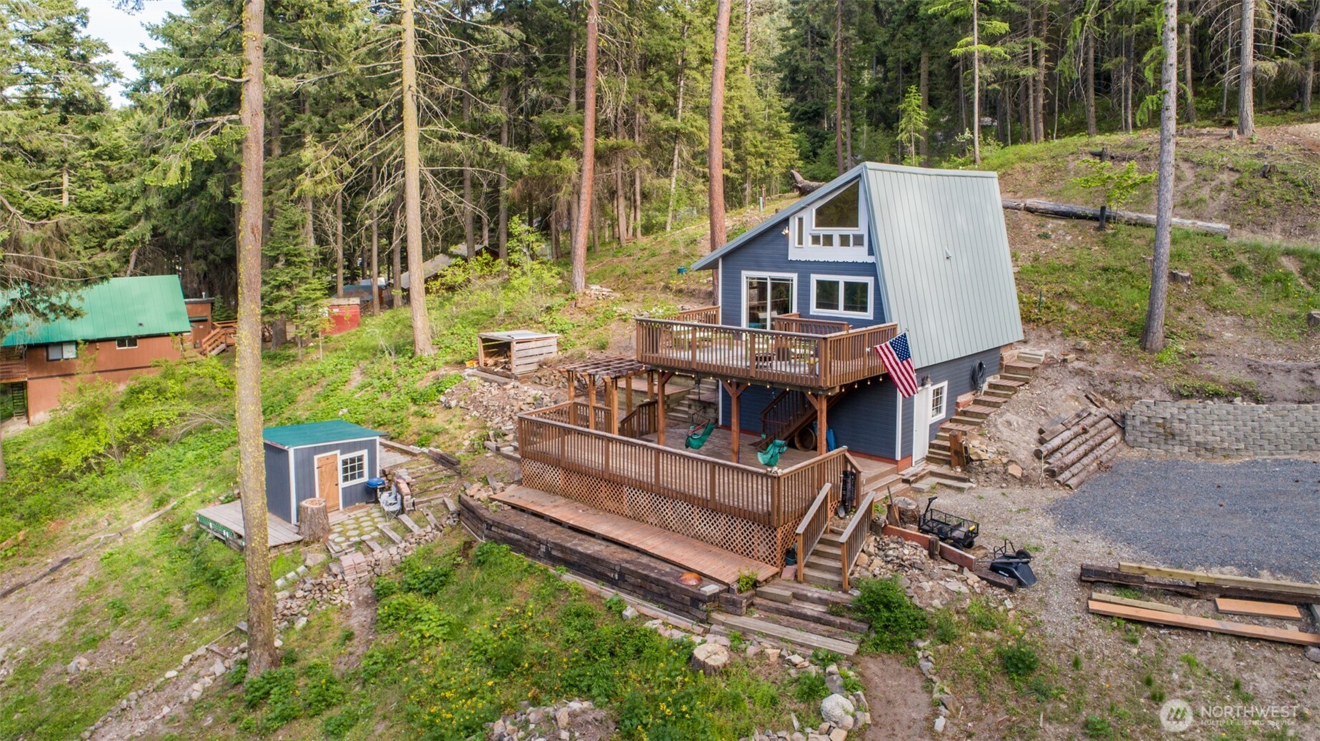451 Aspen Springs Road — photo