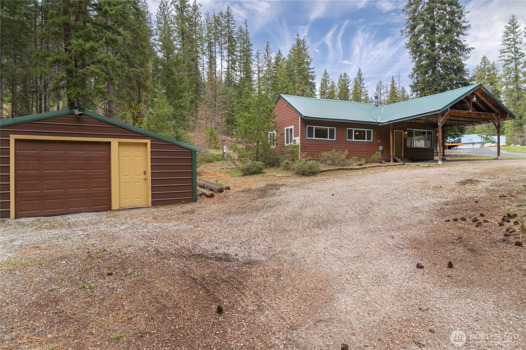 2205 Pine Tree Road — photo