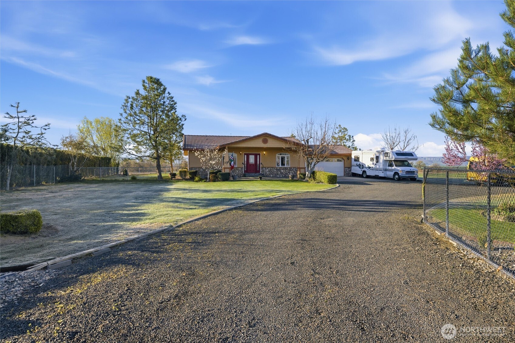237 Reeds Road, Touchet, WA 99360 — photo 2