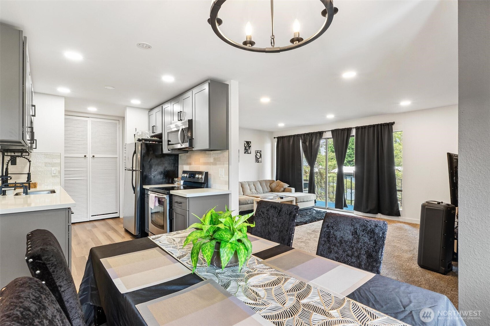 10459 Des Moines Memorial Drive S #S301 — photo