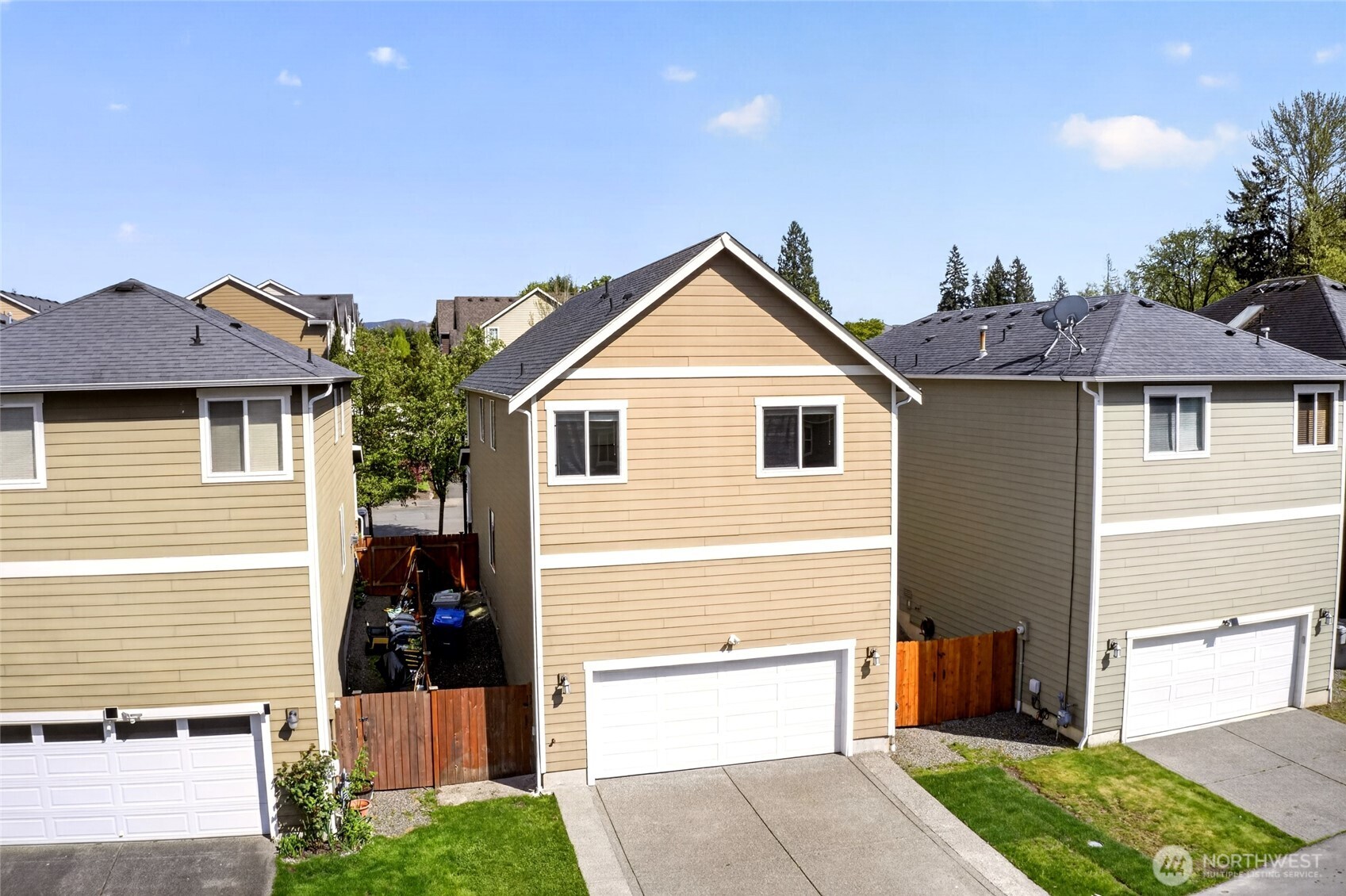 335 NE Graham Avenue, Renton, WA 98059 — photo 3