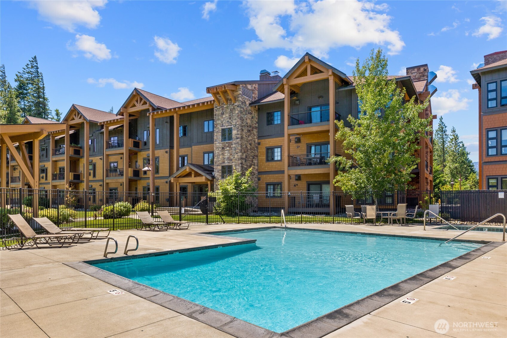 3770 Suncadia Trail #300 — photo