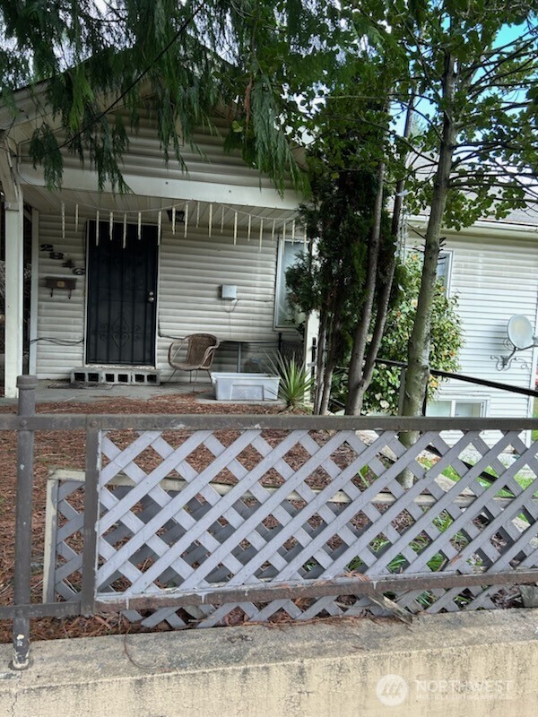 2816 SW Dakota Street — photo