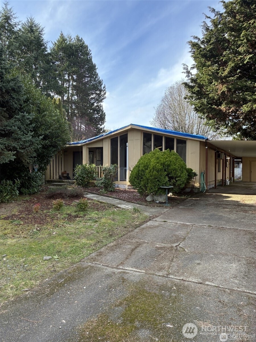 4421 36th Court SE — photo