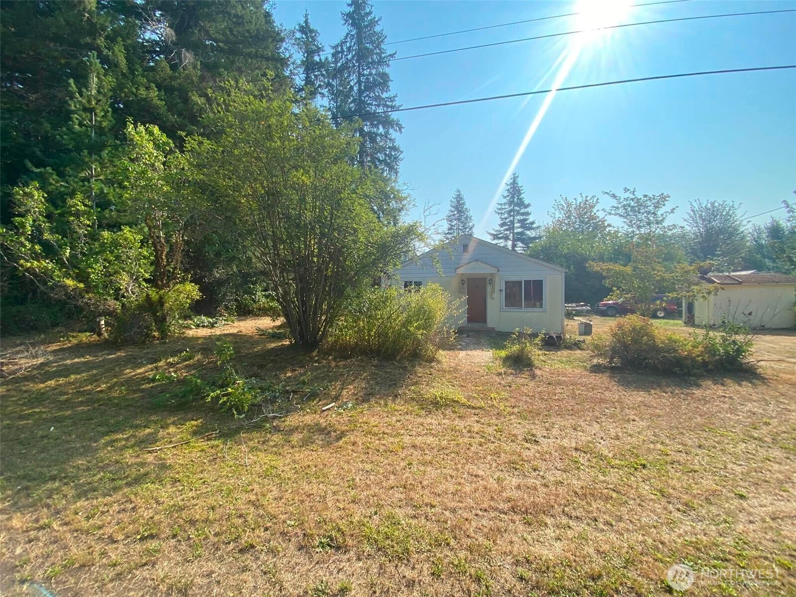 292921 Highway 101 — photo
