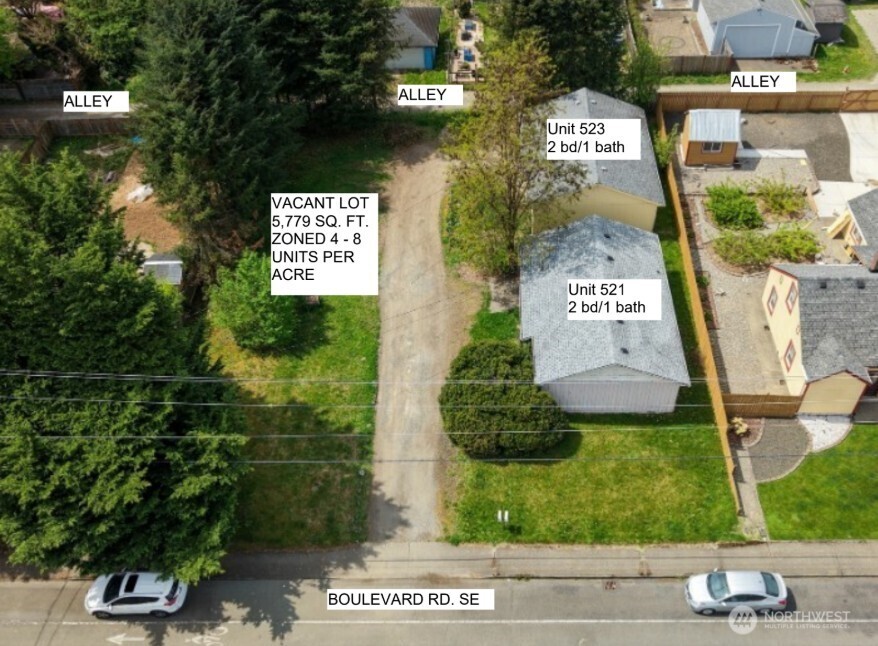521 & 523 Boulevard Road SE — photo