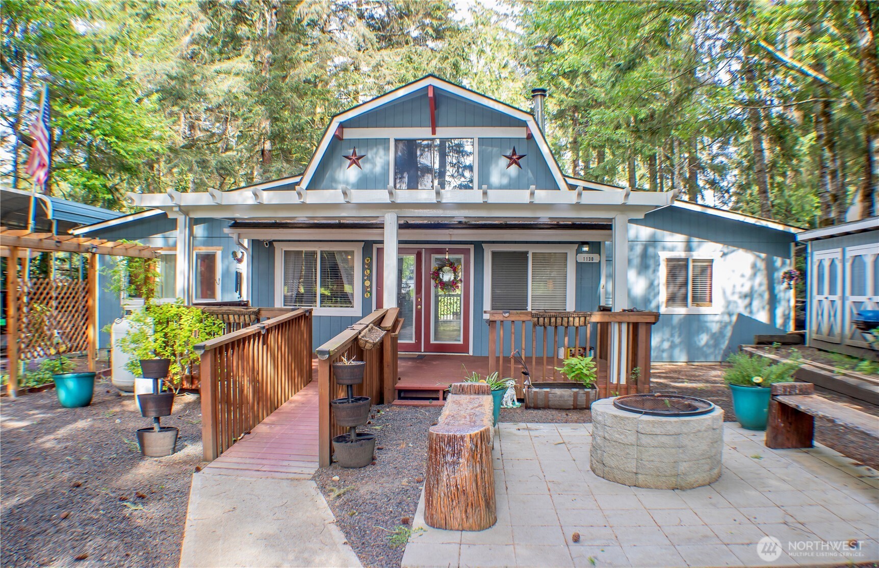 1130 E Timberlake Drive — photo