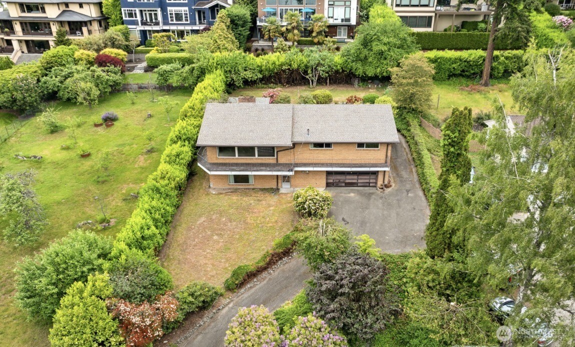 9510 Lake Washington Boulevard NE — photo