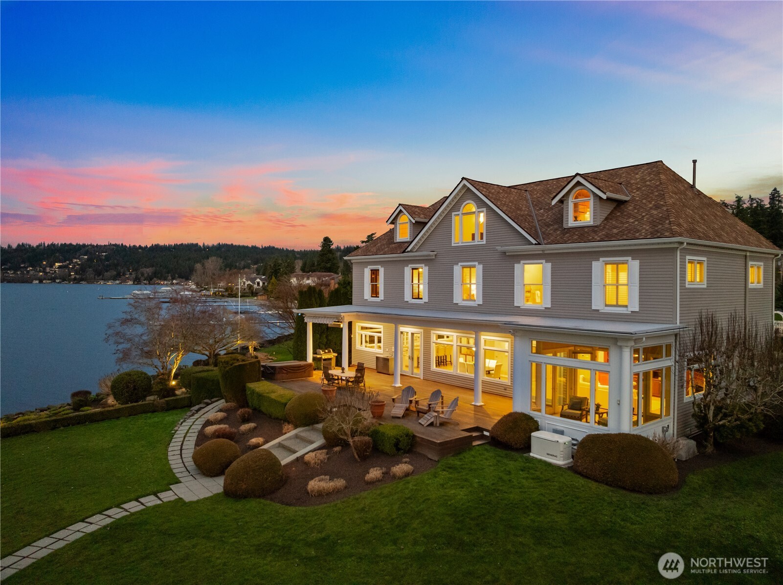 649 E Lake Sammamish Parkway SE — photo