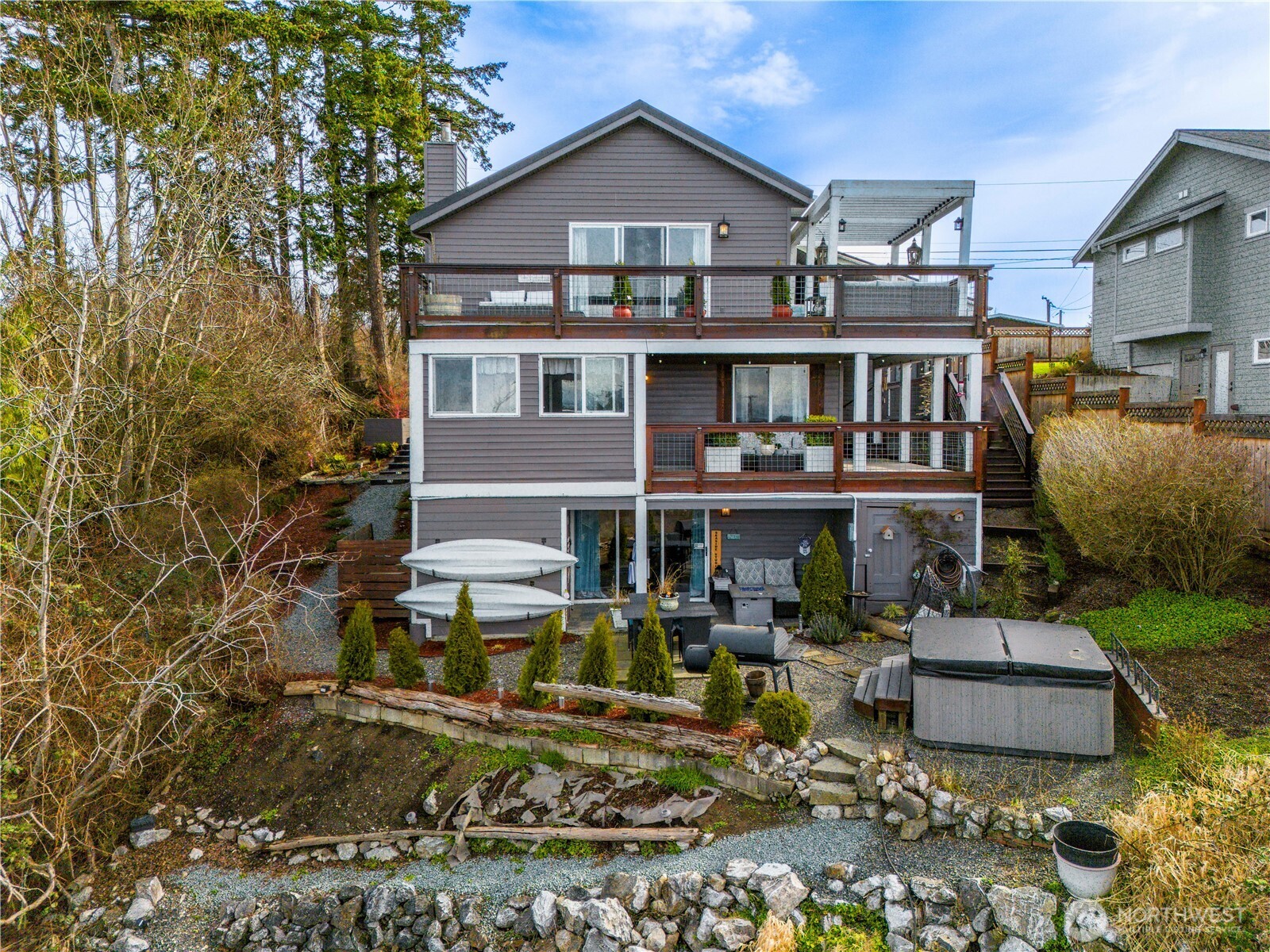 7413 Jackson Road — photo
